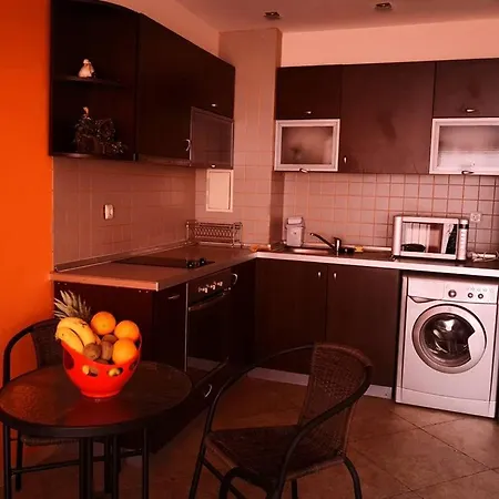 فندق Kamelia Garden 2 *