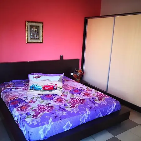 فندق Kamelia Garden 2 *